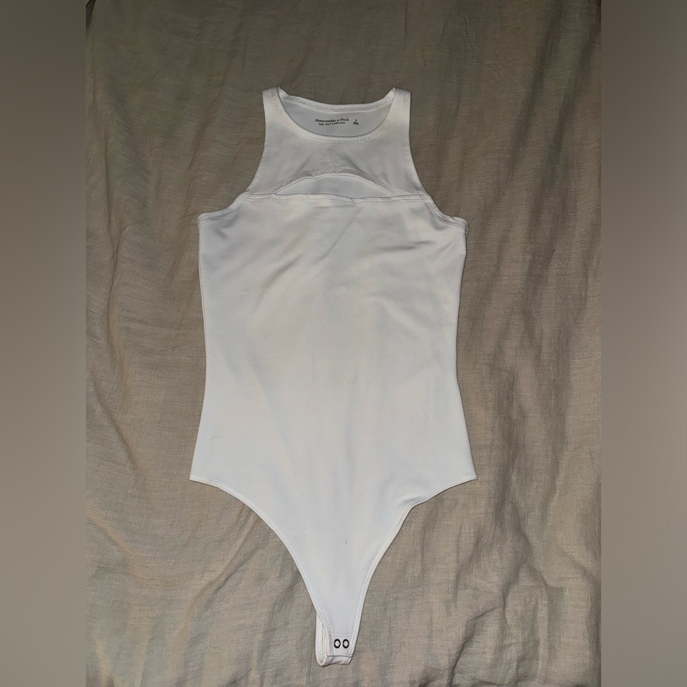 White Abercrombie cut out bodysuit. Size small